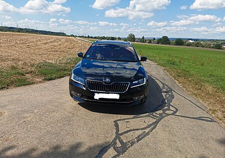 Skoda Superb 2.0 TDI SCR 140kW DSG 4x4 L&K Combi L&K