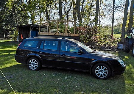 Ford Mondeo 2.0 Ghia Autom. Ghia LPG