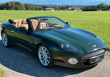 Aston Martin DB7 Vantage Volante V12 in British Racing Green