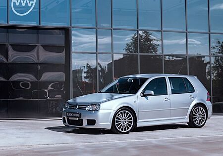 VW Golf Volkswagen 3.2 R32 4motion R32 LHD 4 DOOR