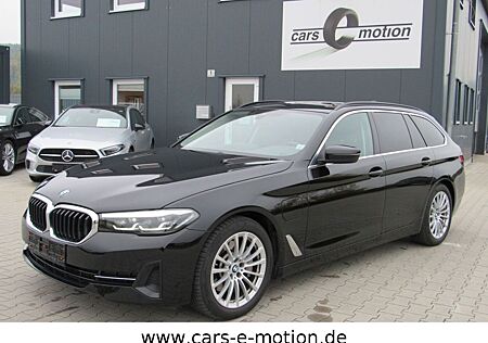 BMW 530 e Touring-*PANO|AHK|LED*