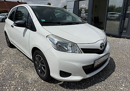 Toyota Yaris 1.0 Cool