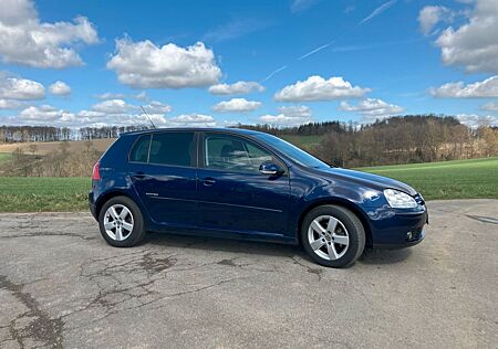 VW Golf Volkswagen 1.4 United United, Zahnriemen neu