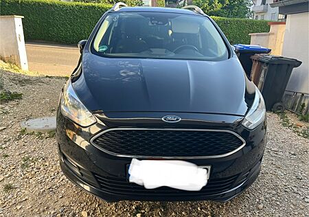 Ford Grand C-Max 1,0 EcoBoost 92kW Cool & Connect...