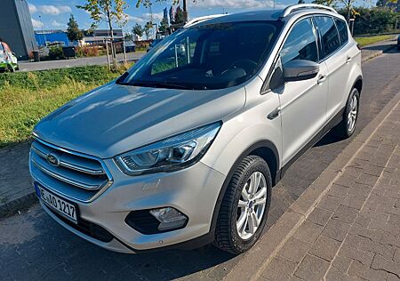 Ford Kuga 1,5 EcoBoost 4x2 110kW COOL & CONNECT C...