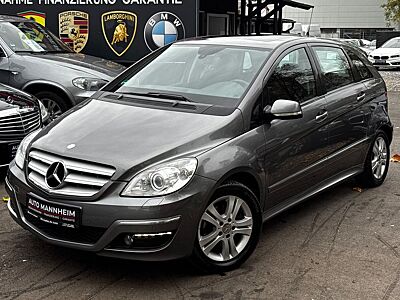 Mercedes-Benz B200 Special Edition AUTOMATIK 2.0 BENZIN*PANO