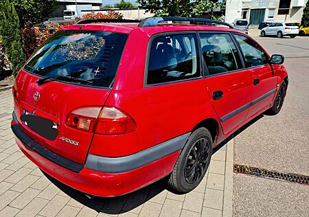 Toyota Avensis 1.6 linea terra KLIMA 1HAND