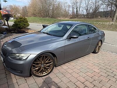 BMW 325i Coupé -
