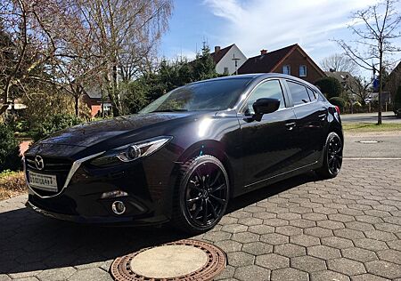 Mazda 3 Sports-Line (HUD, Bose, Sitzh., 8fach bereift)