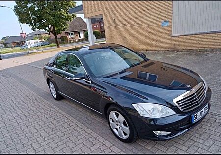 Mercedes-Benz S 320 CDI -