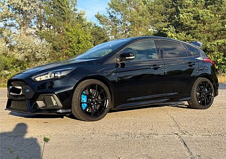 Ford Focus 2,3 EcoBoost Schalensitze SemiSlick