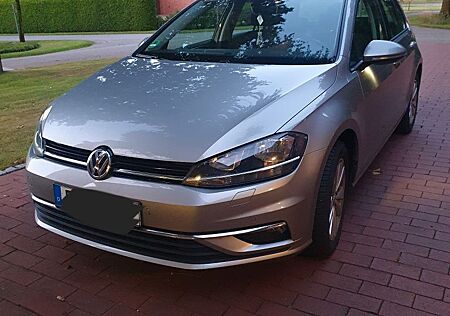 VW Golf Volkswagen 1.0 TSI BMT Comfortline Comfortline