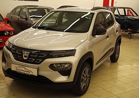 Dacia Spring Electric Comfort, im Neuzustand, 8 fach