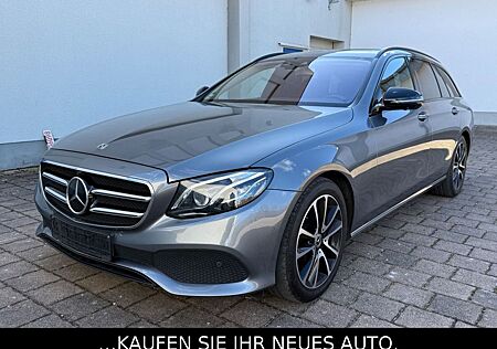 Mercedes-Benz E 220 T-Modell*Navi*Leder*LED*Sitzh*