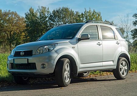 Daihatsu Terios gebraucht kaufen Daihatsu Terios 1.5 Top 2WD Automatik