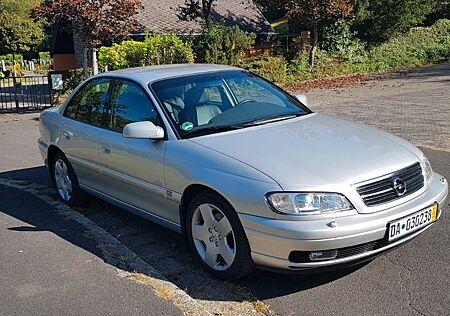 Opel Omega 3.2 V6