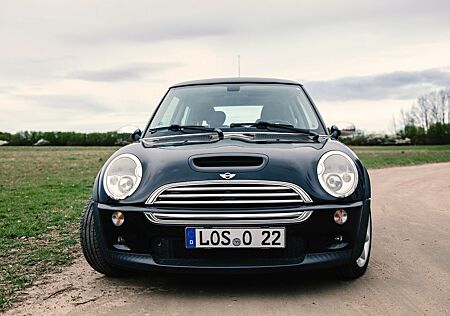 Mini Cooper S Leder Sportfahrwerk H&K Sound TÜV neu