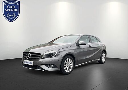 Mercedes-Benz A 200 Style *AHK schwenkb./Schiebedach/SHZ/Navi*