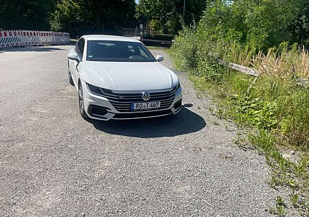VW Arteon Volkswagen 2.0 TDI SCR R-Line R-Line