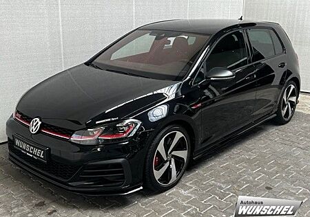 VW Golf Volkswagen VII 2.0 GTI TCR Akrapovic Navi ACC DCC Key