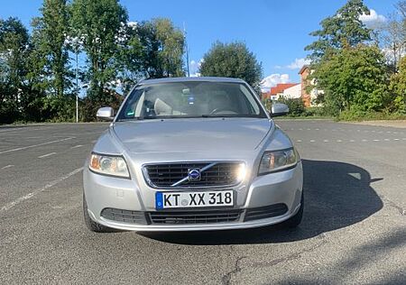 Volvo S40 2.0D -