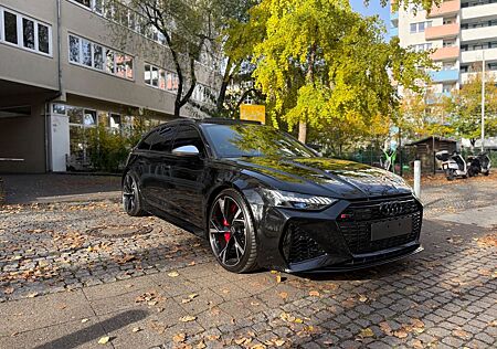 Audi RS6 4.0 TFSI tiptr. quattro -