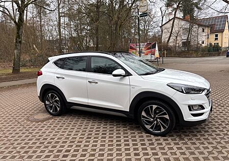 Hyundai Tucson 2.0 CRDi Auto Premium 4WD Premium