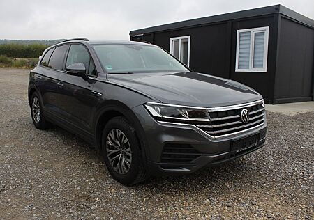 VW Touareg Volkswagen *4Motion*LUFT*LEDER*LED*DIGITAL*8 FACH*18
