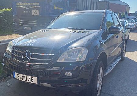 Mercedes-Benz ML 350 4MATIC | Gasanlage