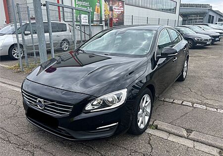 Volvo S60 Lim. Momentum D2 Leder Navi