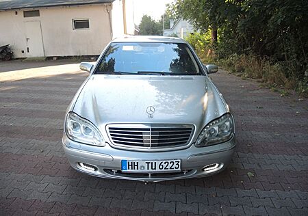 Mercedes-Benz S 320