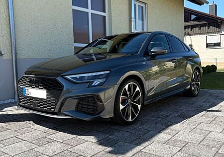 Audi A3 35 TDI S tronic Limousine S line