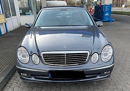 Mercedes-Benz E 320 CDI 7G Tronic AVANTGARDE Limousine