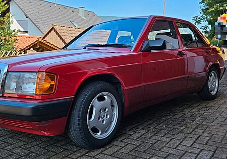 Mercedes-Benz 190