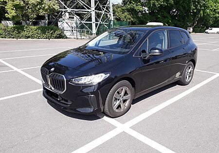 BMW 2er 220 Active Tourer 220i Steptronic DCT -