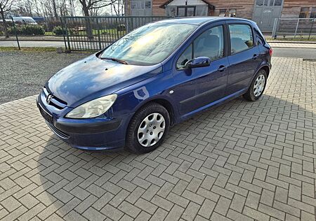 Peugeot 307 1.4 Tendance 110, Klima