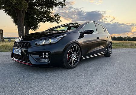 Kia Cee'd / Ceed 1.6 T-GDI GT-Track GT-Track