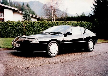 Renault Alpine V6