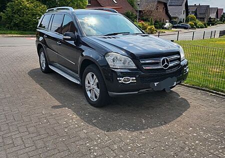 Mercedes-Benz GL 420 CDI 4MATIC - Rechtlenker (EN)