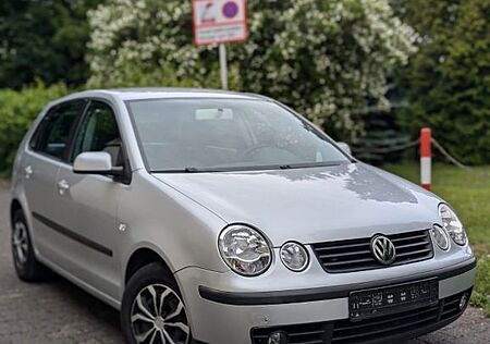 VW Polo Volkswagen 1.4 mit TÜV