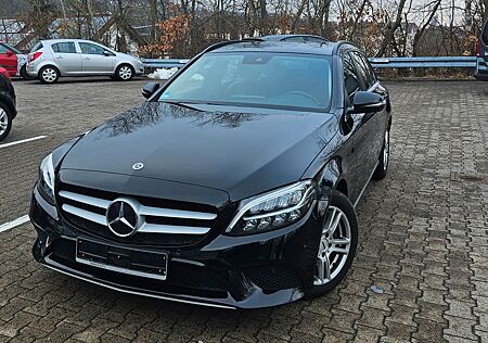Mercedes-Benz C 220 d T Autom. -