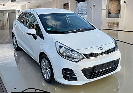 Kia Rio Dream Team*Navi*Cam*