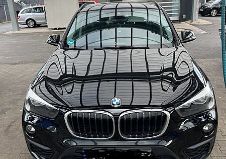 BMW X1 Automatik Gepflegt