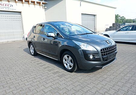 Peugeot 3008 2.0 HDi Allure*Head-Up*Leder*Panodach*AHK*