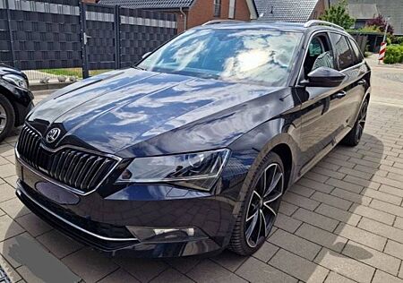Skoda Superb 2.0 TDI SCR 140kW DSG 4x4 Style Combi...