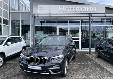 BMW X3 xDrive 30 i Luxury Line - Autom./Navi/PDC