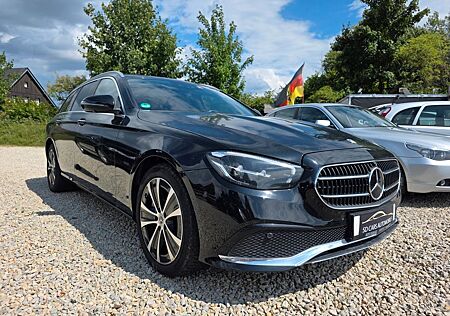 Mercedes-Benz E 300 de Avantgarde Comand Widescreen 360 Kamera