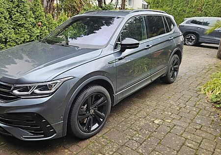 VW Tiguan Allspace Volkswagen 2.0 TDI SCR 147kW DSG 4MOTIO...