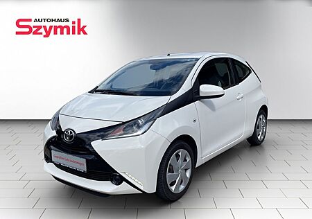 Toyota Aygo (X) Aygo (X) 1,0 x-play