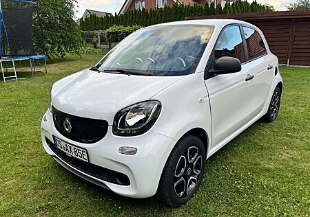 Smart ForFour EQ 22 kW Schnellladefunktion